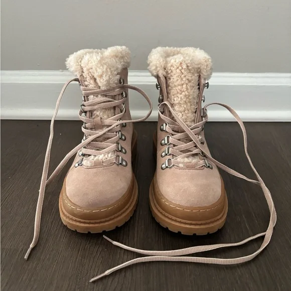 Splendid Tan Cream Sherpa Lace-Up Ankle Boots Sz 6 - Picture 1 of 6